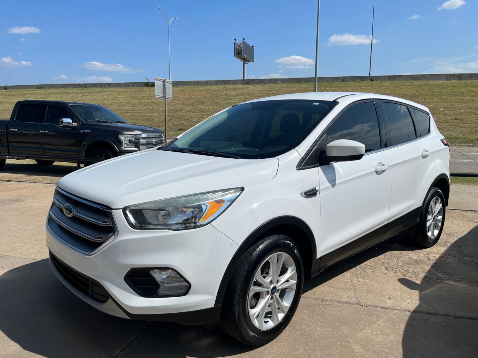 2017 Ford Escape SE FWD (1FMCU0GD2HU) with an 1.5L L4 DOHC 16V engine, 6A transmission, located at 8101 E. Skelly Dr., Tulsa, OK, 74129, (918) 592-3593, 36.121891, -95.888802 - Photo #1