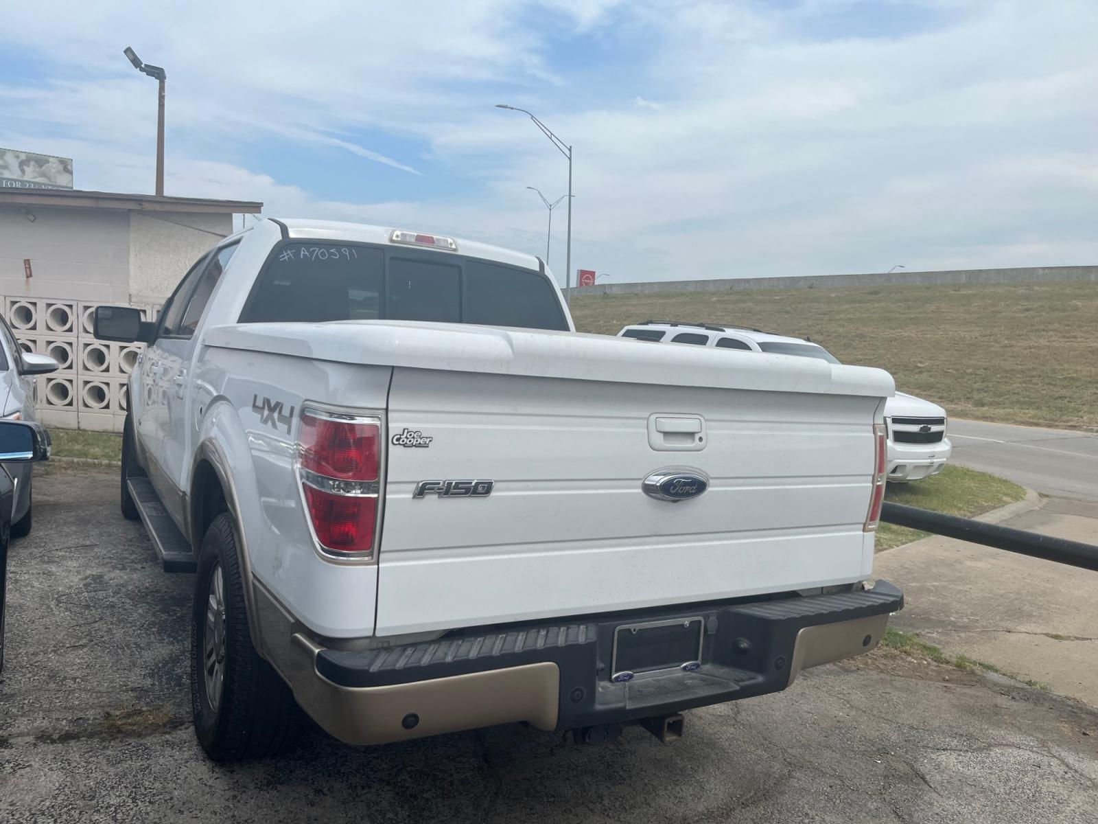 2012 Ford F-150 FX4 SuperCrew 5.5-ft. Bed 4WD (1FTFW1ET8CF) with an 3.5L V6 TURBO engine, 6-Speed Automatic transmission, located at 8101 E. Skelly Dr., Tulsa, OK, 74129, (918) 592-3593, 36.121891, -95.888802 - Photo #2