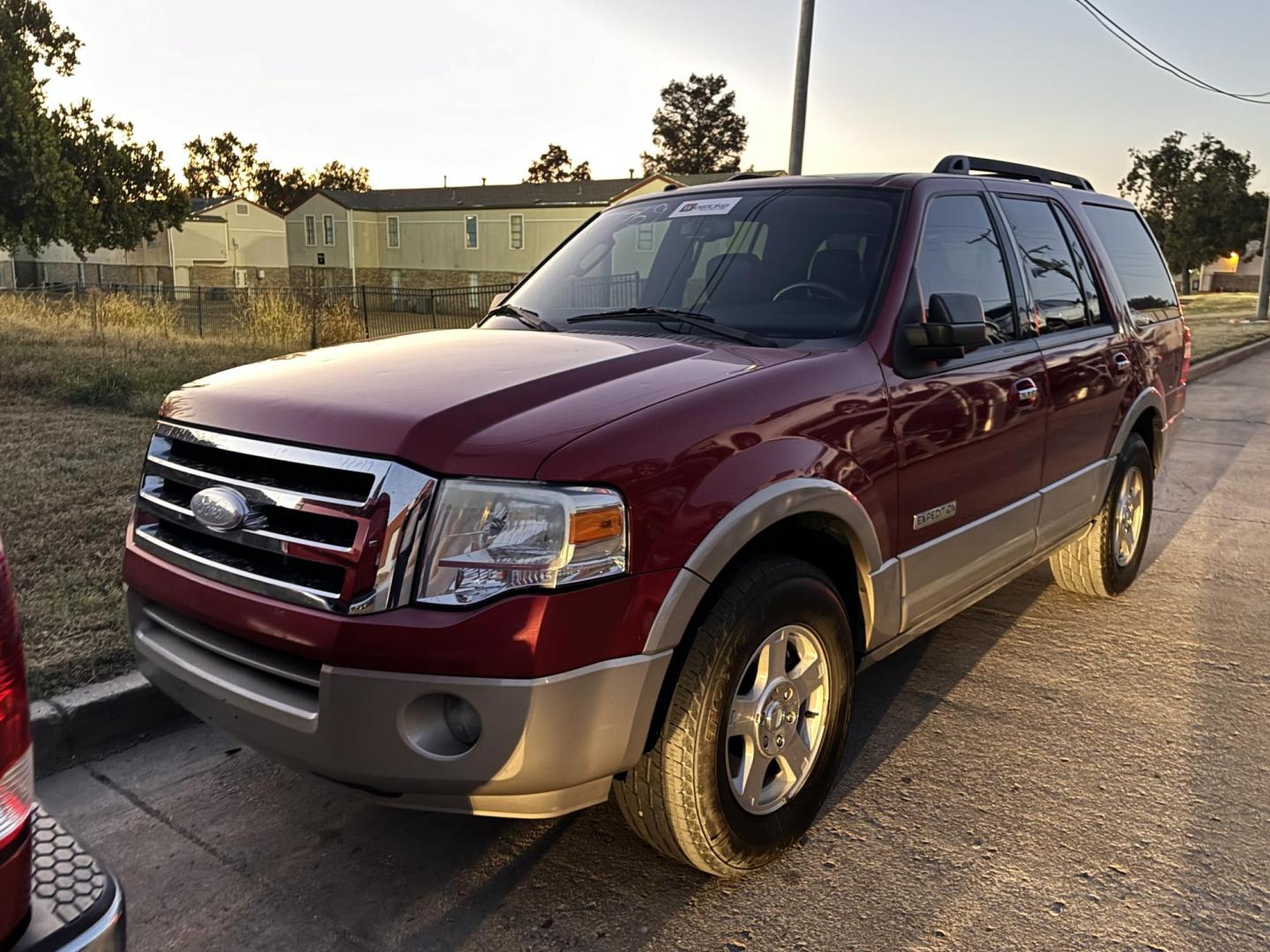 2008 RED Ford Expedition Eddie Bauer 2WD (1FMFU17518L) with an 5.4L V8 SOHC 16V engine, 6-Speed Automatic transmission, located at 8101 E. Skelly Dr., Tulsa, OK, 74129, (918) 592-3593, 36.121891, -95.888802 - Photo#0