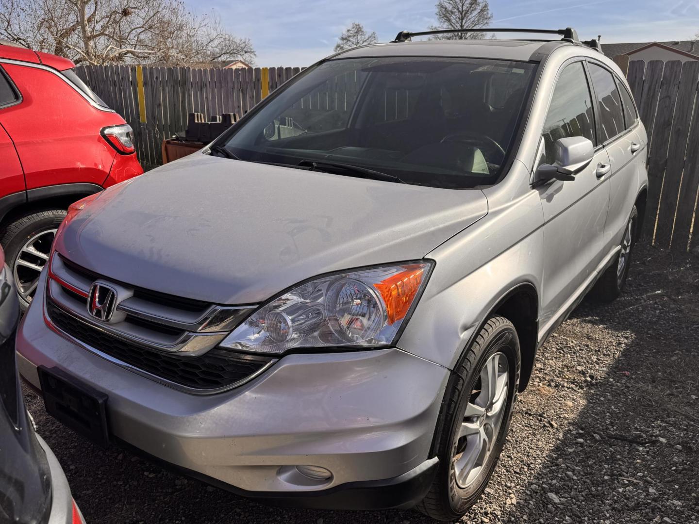 2011 SILVER Honda CR-V EX-L 4WD 5-Speed AT (5J6RE4H72BL) with an 2.4L L4 DOHC 16V engine, 5-Speed Automatic transmission, located at 8101 E. Skelly Dr., Tulsa, OK, 74129, (918) 592-3593, 36.121891, -95.888802 - Photo#0