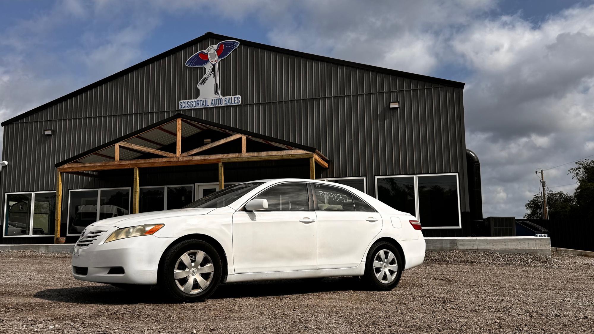 photo of 2009 Toyota Camry CE 5-Spd AT