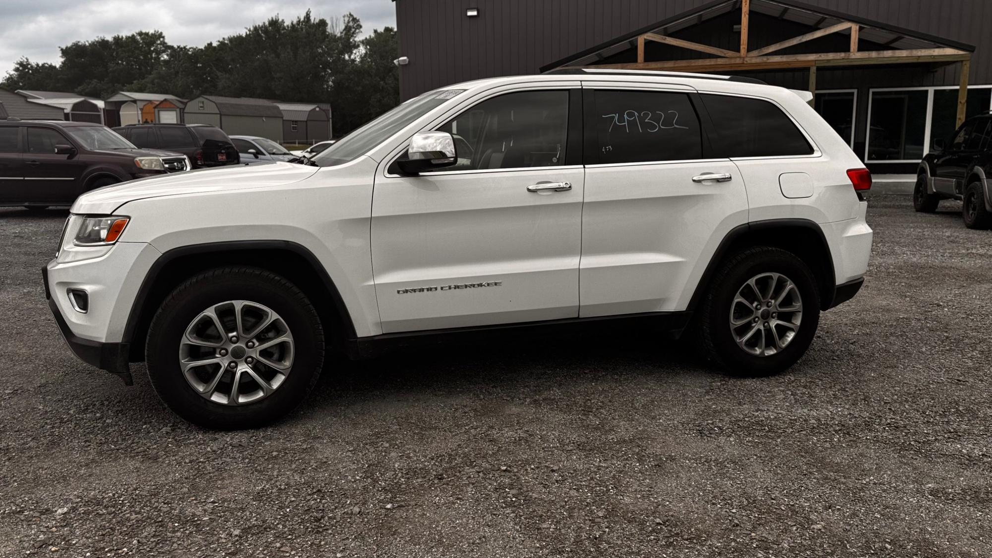 photo of 2015 Jeep Grand Cherokee Limited 2WD