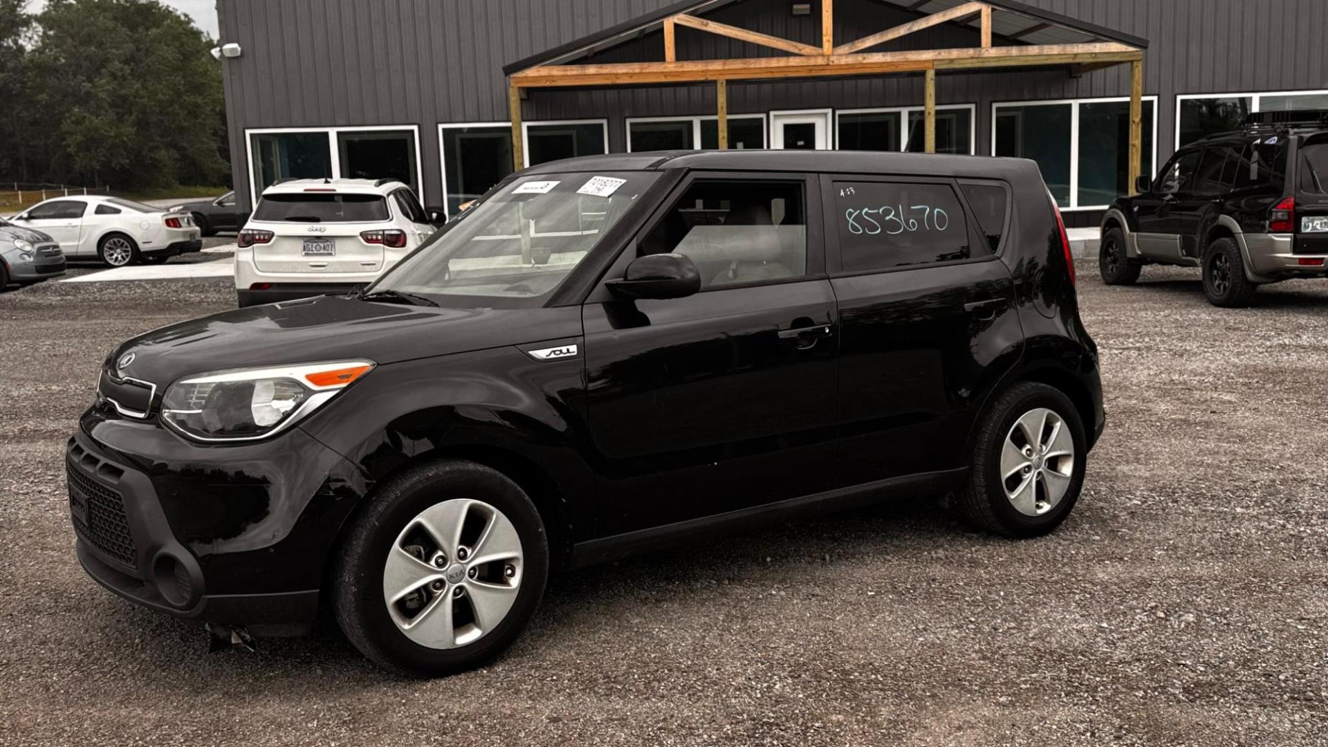 2016 BLACK Kia Soul Base 6A (KNDJN2A28G7) with an 1.6L L4 DOHC 16V engine, 6A transmission, located at 24375 E. Hwy 51, Broken Arrow, OK, 74014, (918) 592-3593, 36.156311, -95.992752 - Photo#0