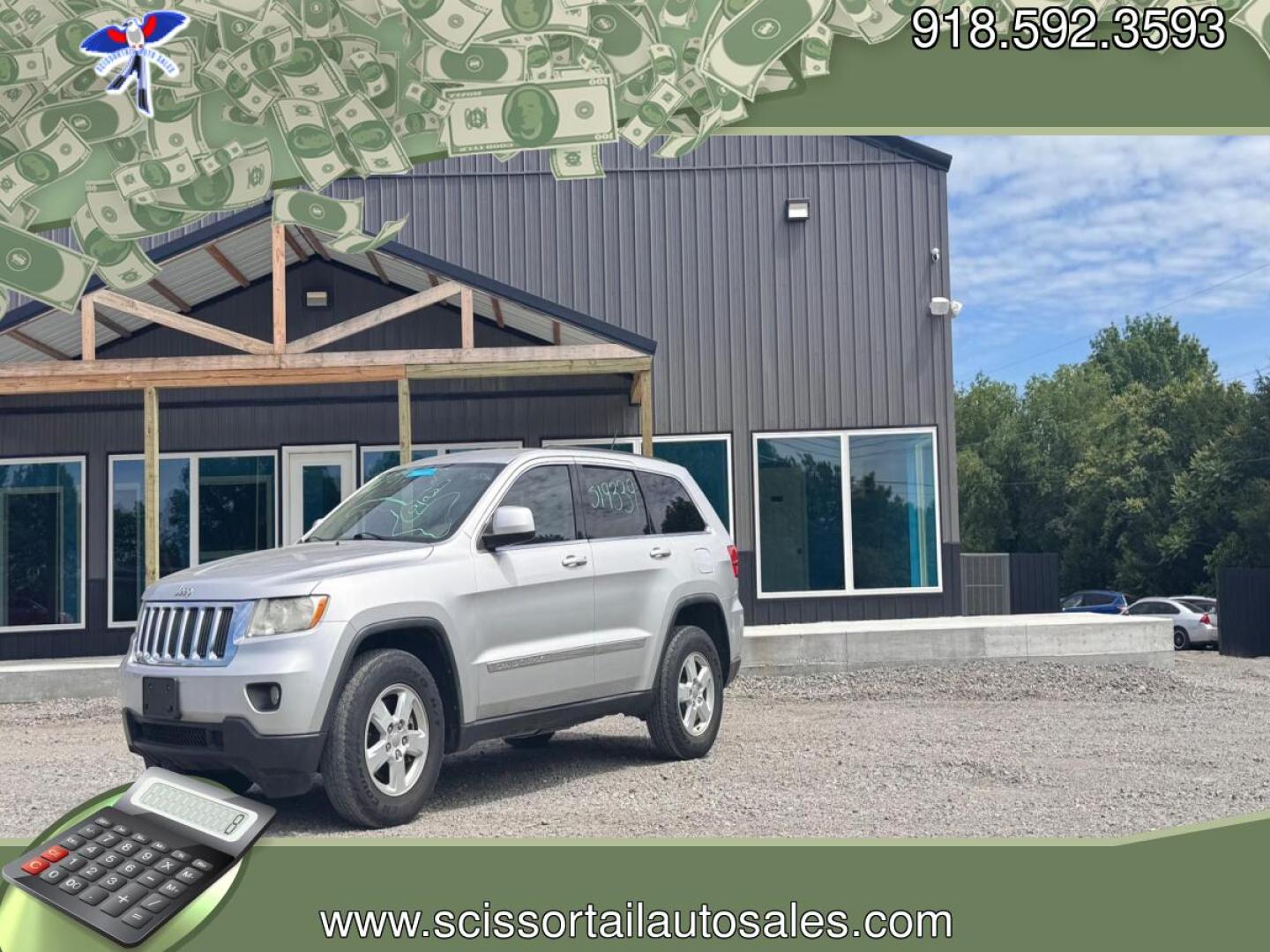 2013 GRAY Jeep Grand Cherokee Laredo 2WD (1C4RJEAG0DC) with an 3.6L V6 DOHC 24V engine, 5-Speed Automatic transmission, located at 8101 E. Skelly Dr., Tulsa, OK, 74129, (918) 592-3593, 36.121891, -95.888802 - Photo#0