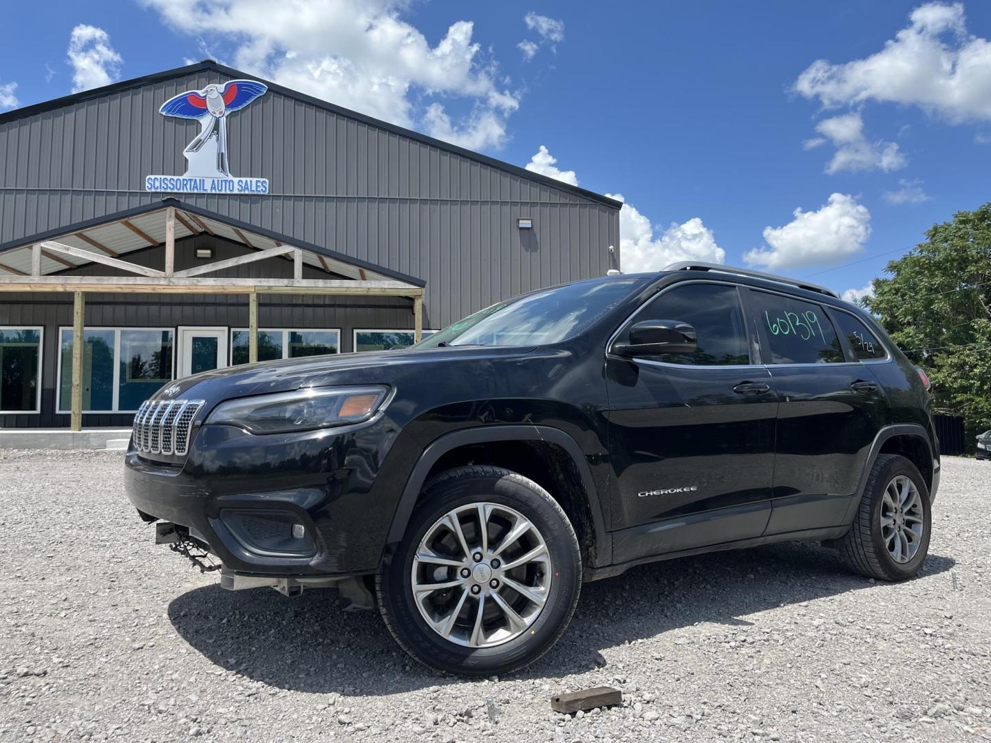 2020 BLACK Jeep Cherokee Latitude Plus FWD (1C4PJLLB2LD) with an 2.4L L4 DOHC 16V engine, 9A transmission, located at 8101 E. Skelly Dr., Tulsa, OK, 74129, (918) 592-3593, 36.121891, -95.888802 - Photo#0