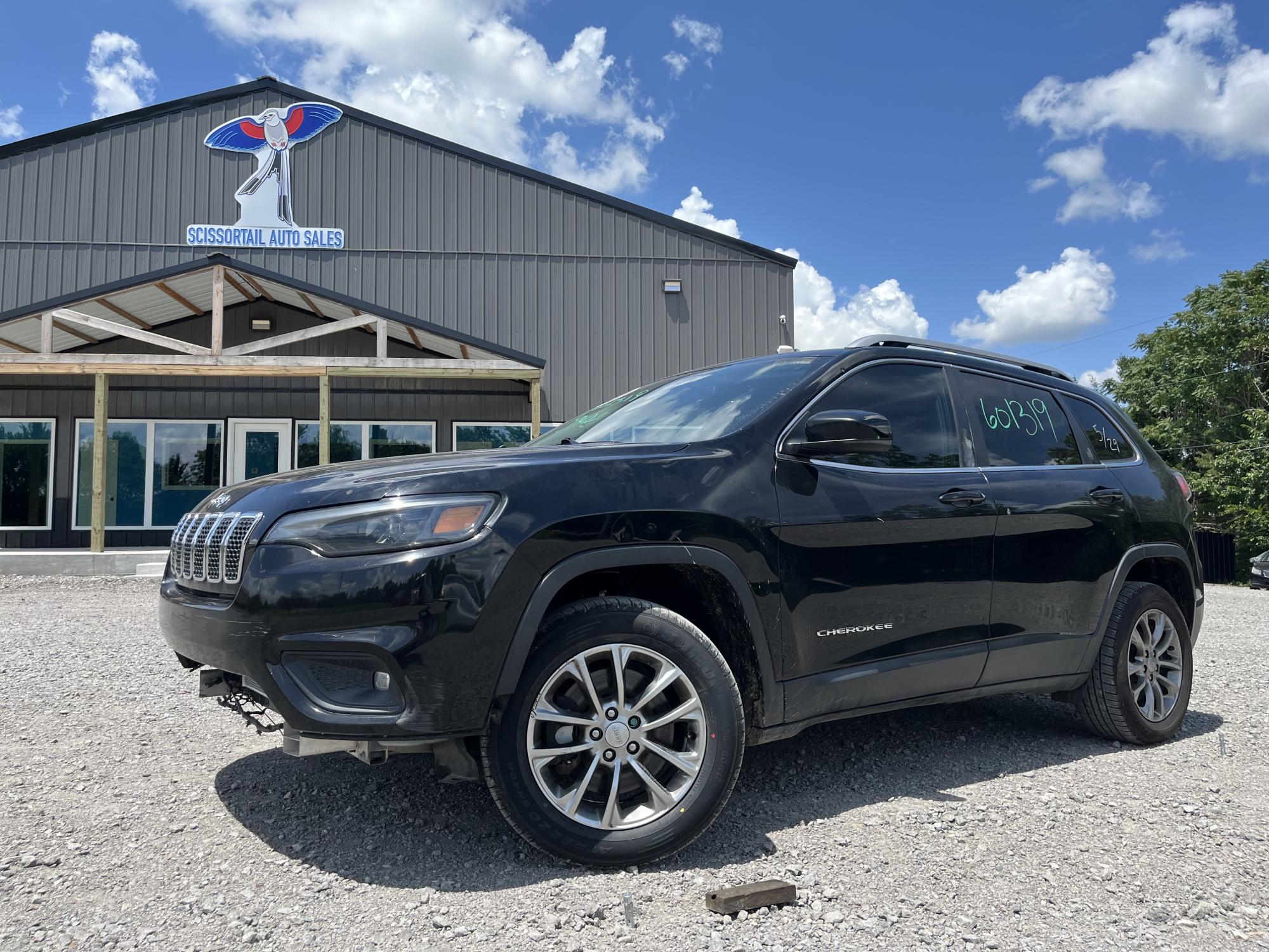 photo of 2020 Jeep Cherokee Latitude Plus FWD
