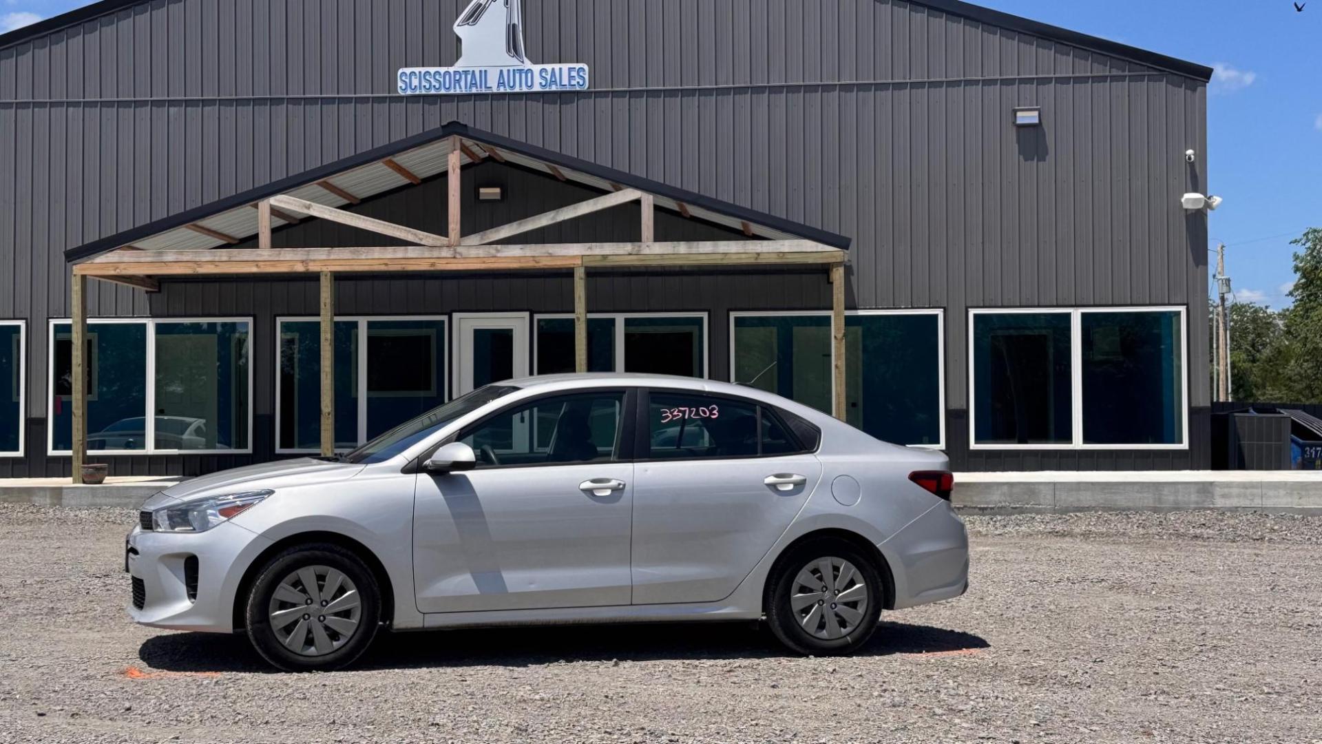 2020 GRAY Kia Rio LX (3KPA24AD5LE) with an 1.6L L4 DOHC 16V engine, 6A transmission, located at 8101 E. Skelly Dr., Tulsa, OK, 74129, (918) 592-3593, 36.121891, -95.888802 - Photo#0