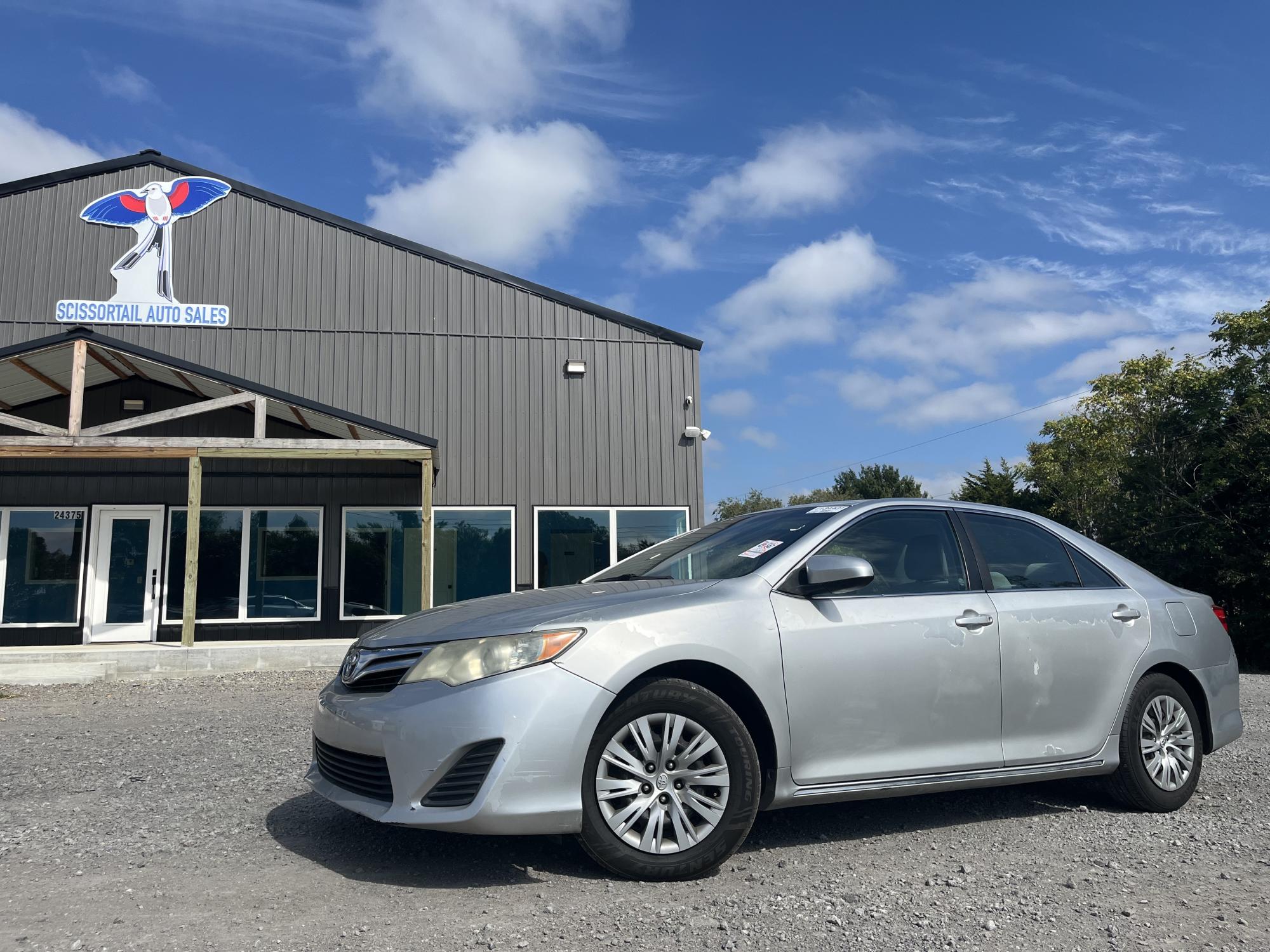 photo of 2012 Toyota Camry SE